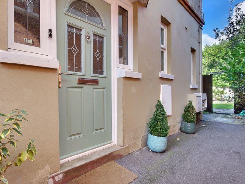 2 bed maisonette for sale in Chatsworth Road, Bournemouth BH8, £300,000