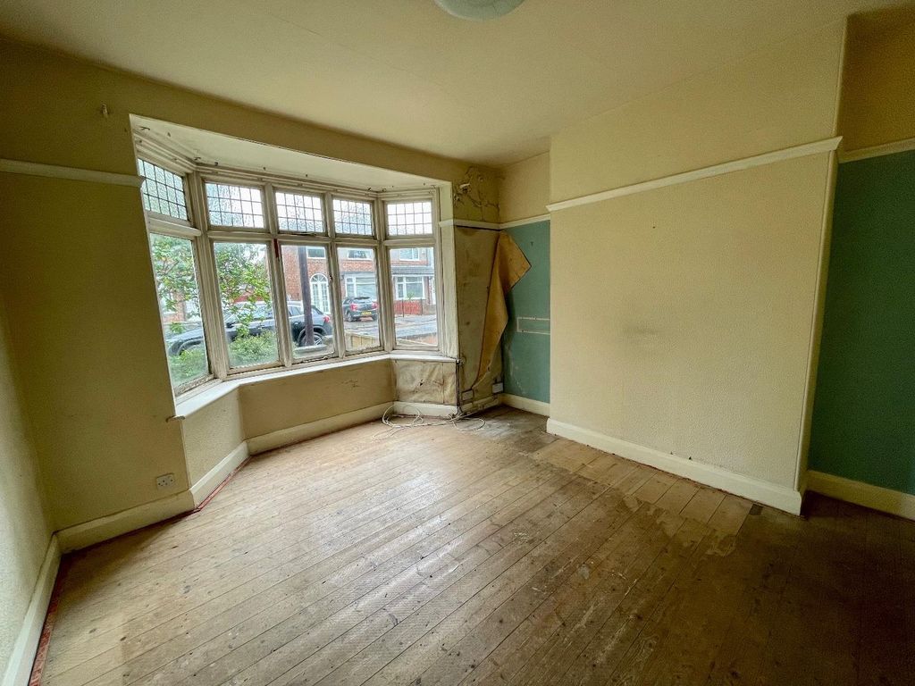 2 bed semi-detached house for sale in Brinkburn Avenue, Darlington DL3, £90,000