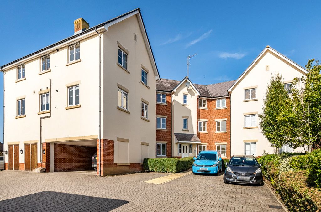 1 bed flat for sale in Lords Way, Andover, Hampshire SP11, £130,000