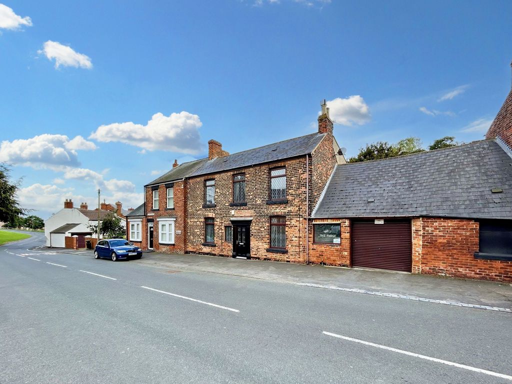 3 bed cottage for sale in Stockton Road, Easington, Peterlee SR8, £240,000