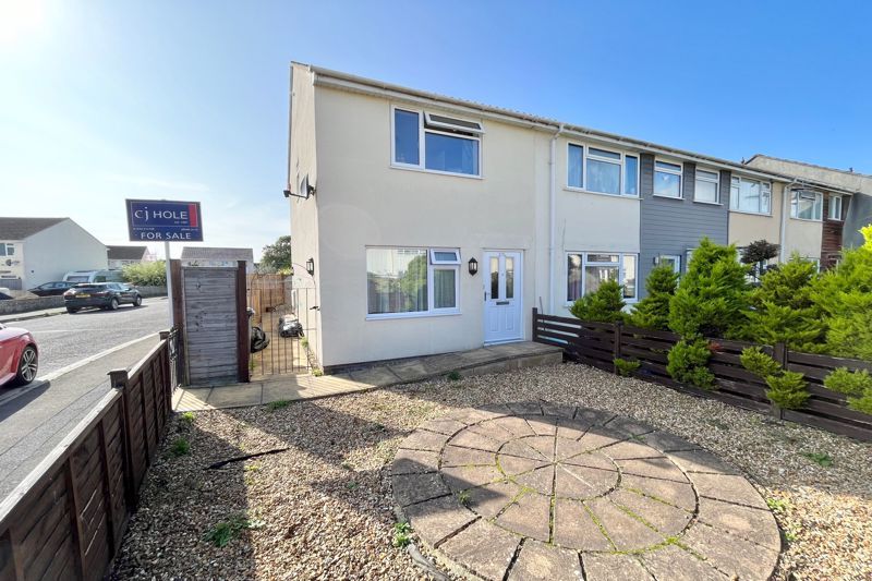 2 bed end terrace house for sale in Mendip Avenue, Worle, Weston-Super-Mare BS22, £210,000