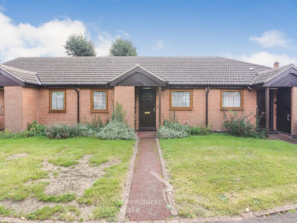 2 bed bungalow for sale in Ferrieres Close, Dunchurch, Rugby CV22, £180,000