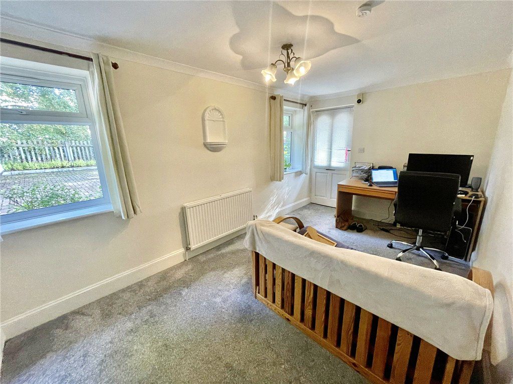 1 bed flat for sale in St. Peters Avenue, Caversham, Reading RG4, £190,000