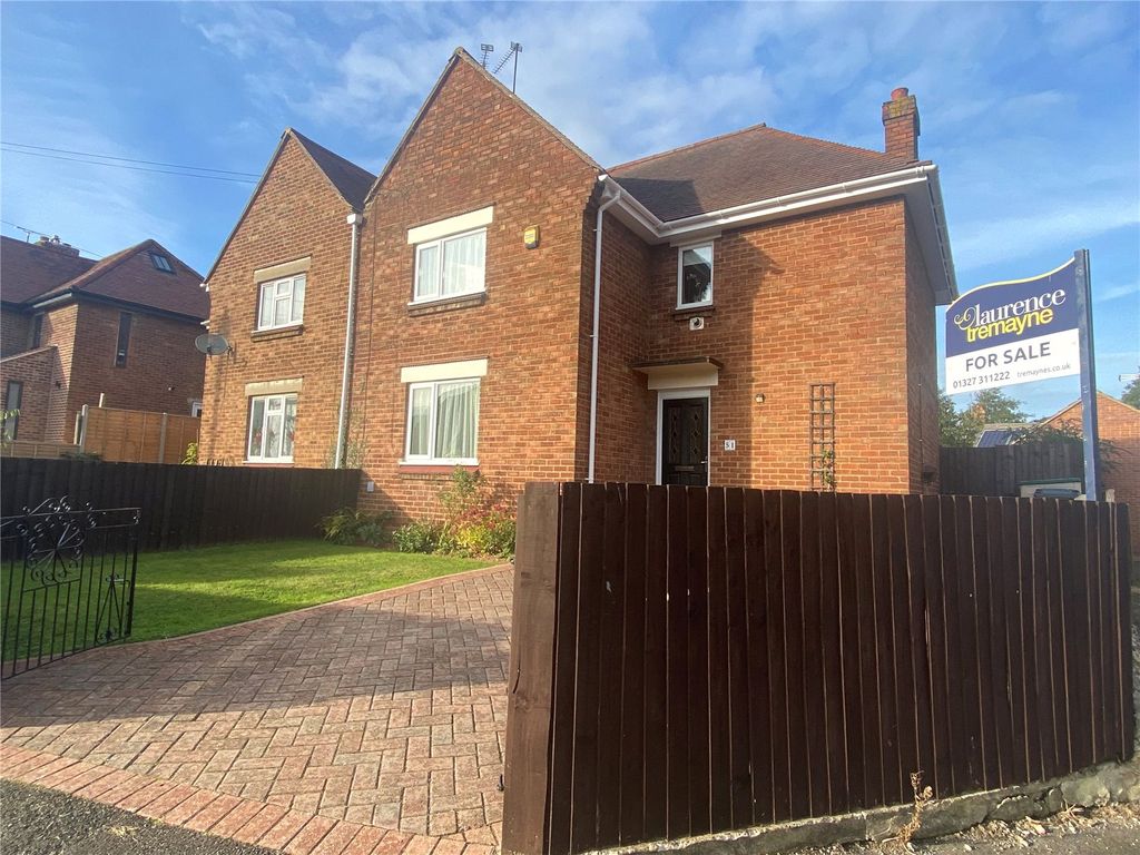 3 bed semi-detached house for sale in Jubilee Road, Daventry, Northamptonshire NN11, £269,950