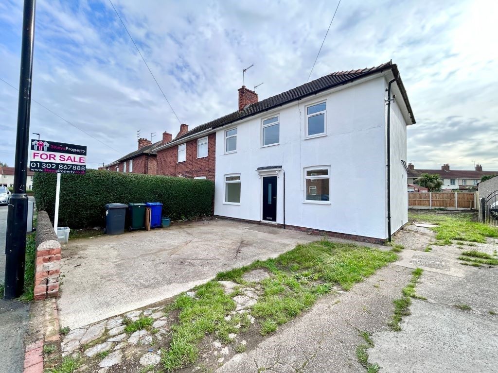 3 bed semi-detached house for sale in Central Drive, New Rossington, Doncaster DN11, £150,000