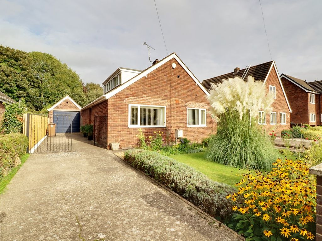 3 bed detached bungalow for sale in Manley Gardens, Brigg DN20, £285,000