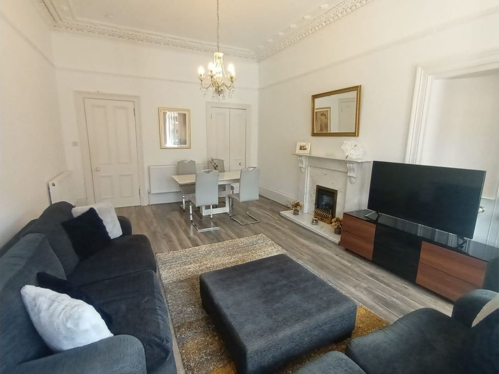 3 bed flat for sale in Espedair Street, Paisley PA2, £170,000