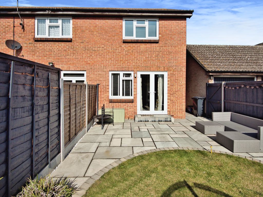 2 bed semi-detached house for sale in Cherry Orchard, Southminster CM0, £290,000