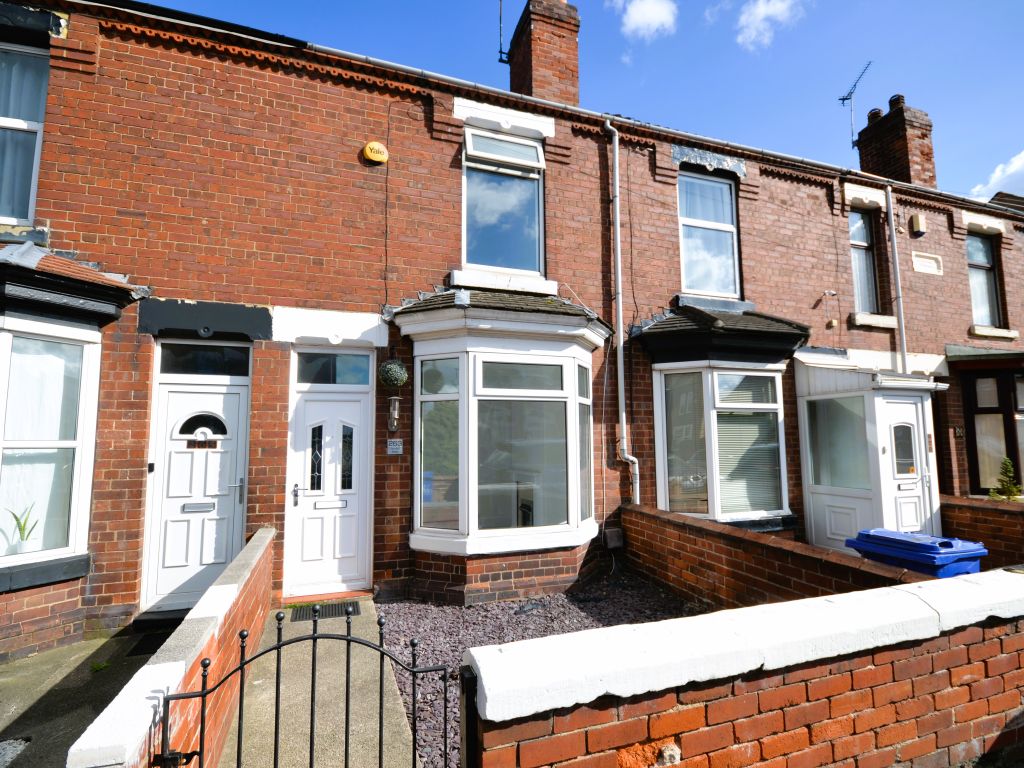2 bed terraced house for sale in Bentley Road, Doncaster DN5, £111,500