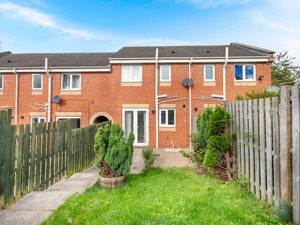 2 bed town house for sale in Windy House Lane, Sheffield S2, £125,000