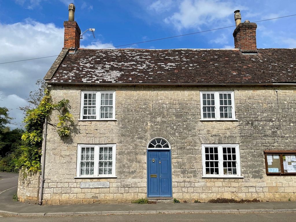 2 bed cottage for sale in North Cadbury, Somerset BA22, £290,000