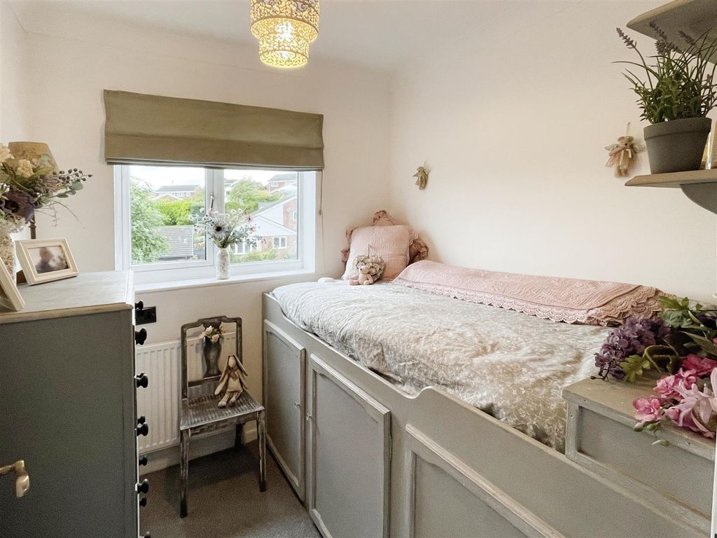 3 bed detached house for sale in Hazlehurst Drive, Cheddleton ST13, £300,000