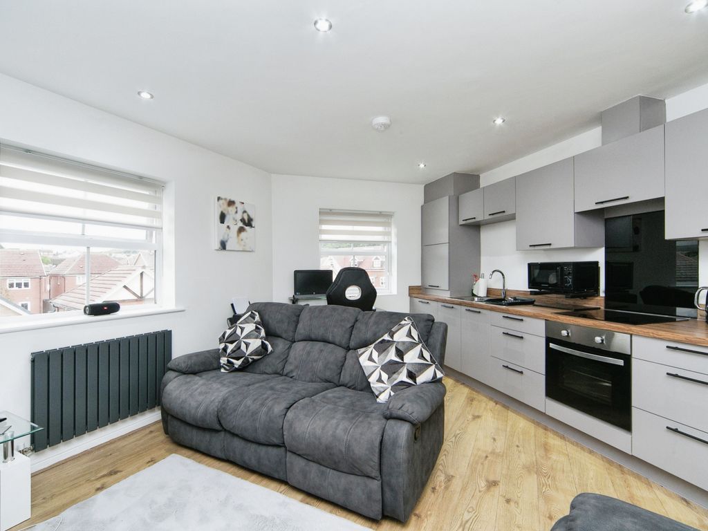 2 bed flat for sale in Lon Bedw, Llandudno Junction, Conwy LL31, £139,950