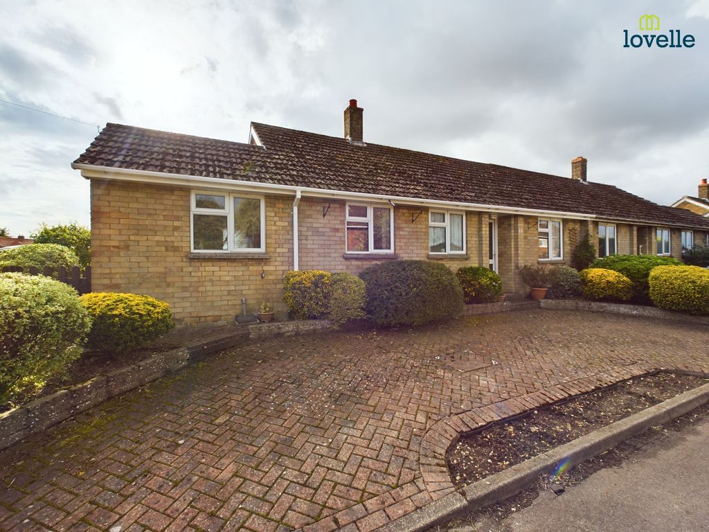 2 bed semi-detached bungalow for sale in Salters Cottages, Ludford LN8, £175,000