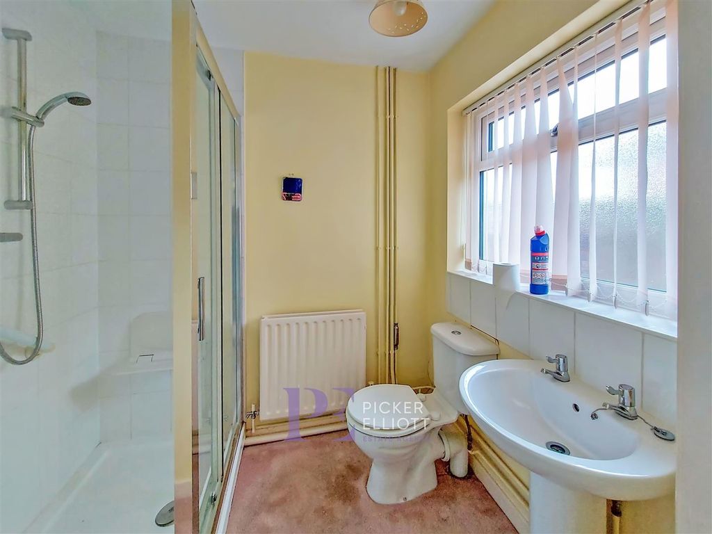 2 bed semi-detached bungalow for sale in Doctor Cookes Close, Barwell, Leicester LE9, £180,000