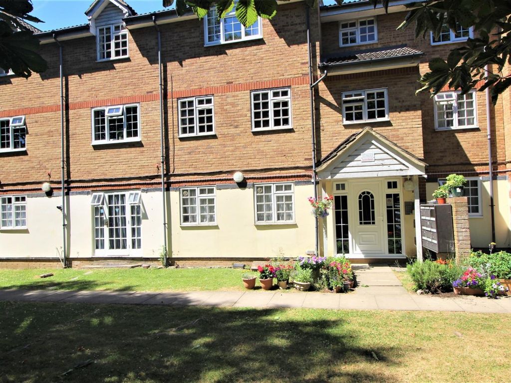 Studio for sale in Yellowhammer Court, 26 Eagle Drive, London, Greater London NW9, £185,000