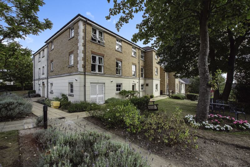 1 bed flat for sale in Nelson Court, Gravesend DA12, £95,000