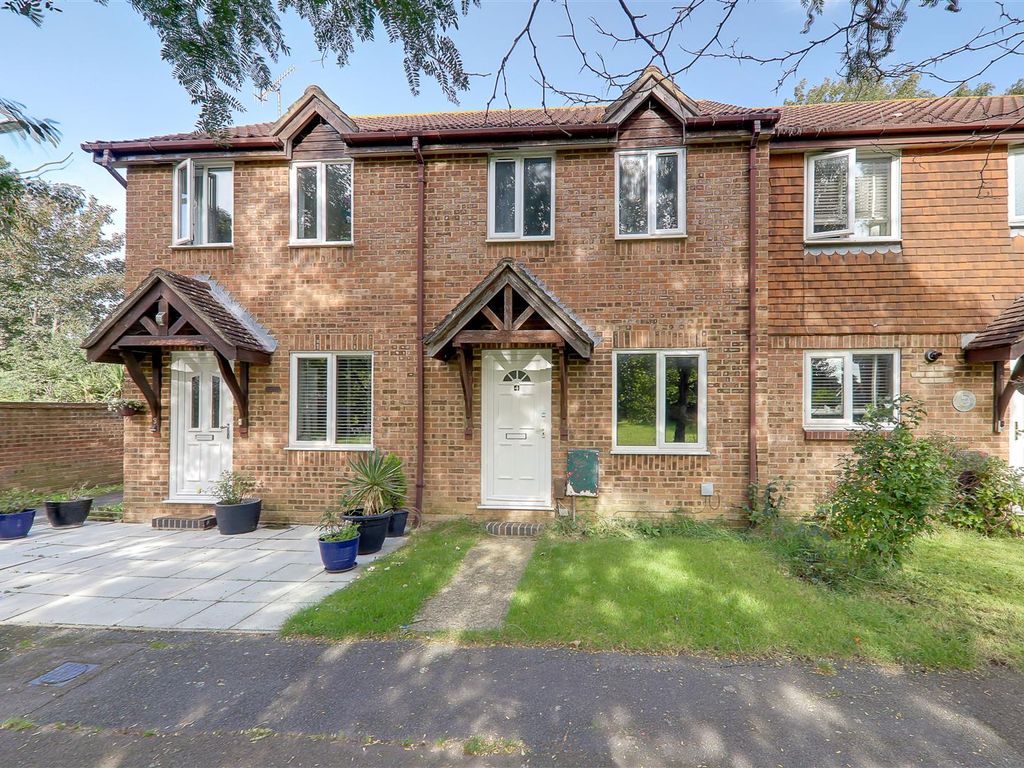 2 bed terraced house for sale in Corfe Close, Worthing BN13, £285,000