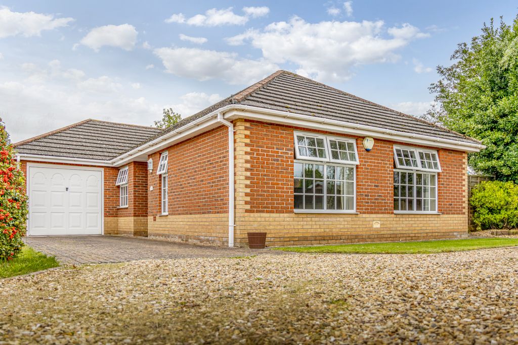 3 bed detached bungalow for sale in Rothschild Close, Boston, Lincs PE21, £239,950