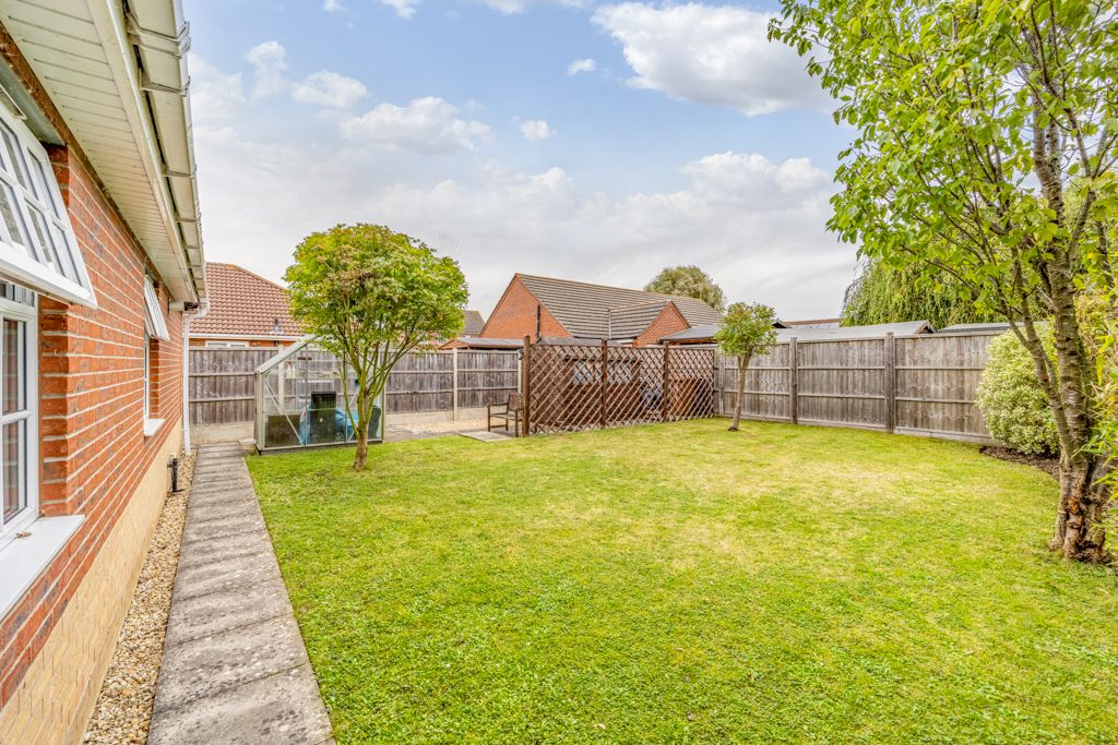 3 bed detached bungalow for sale in Rothschild Close, Boston, Lincs PE21, £239,950