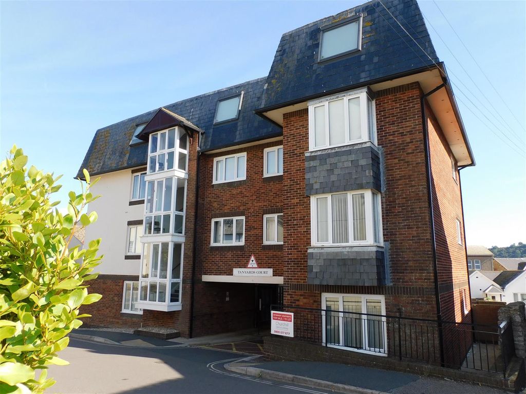 2 bed flat for sale in Beer Road, Seaton EX12, £150,000