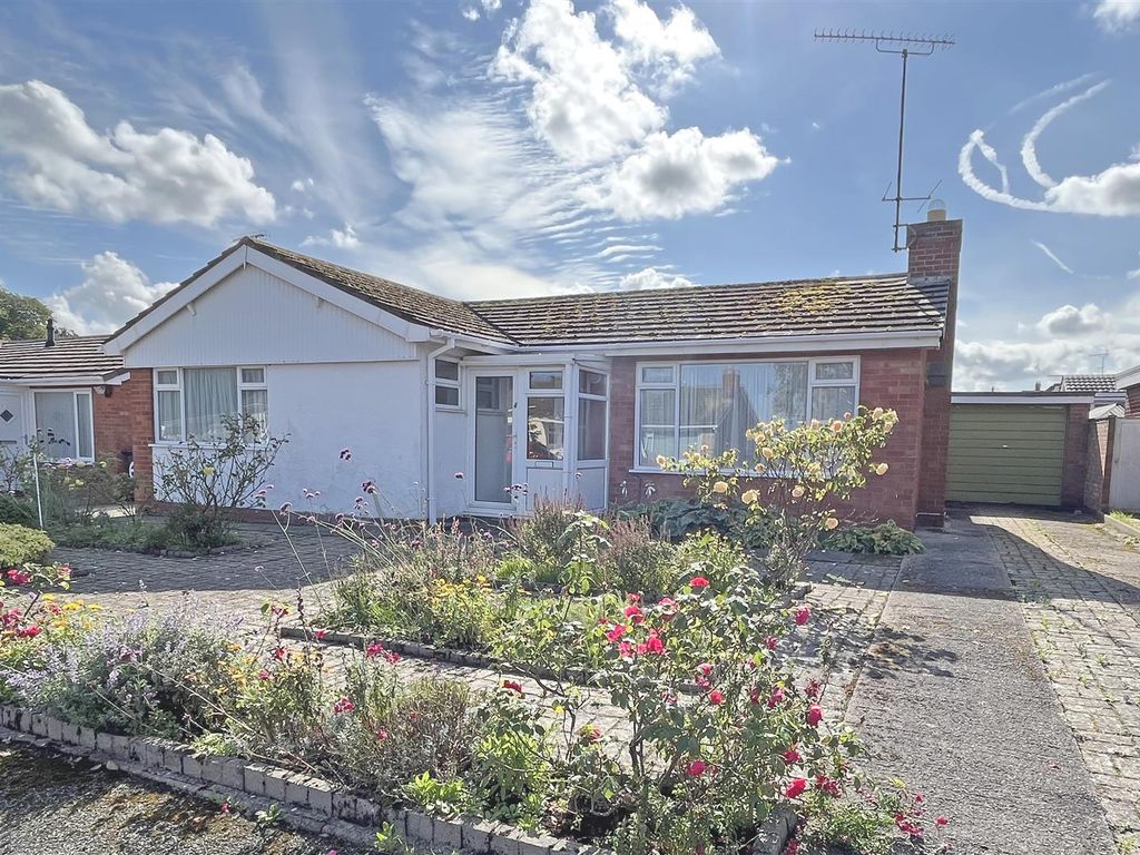 2 bed detached bungalow for sale in Park Grove, Abergele, Conwy LL22, £240,000