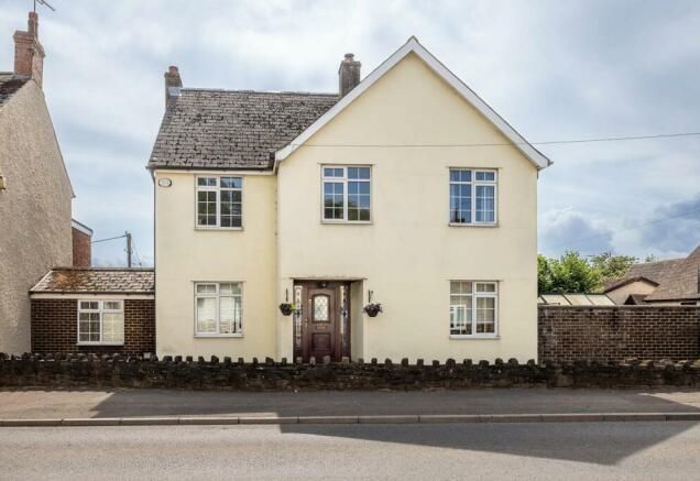 4 bed link-detached house for sale in High Street, Aylburton, Lydney GL15, £330,000