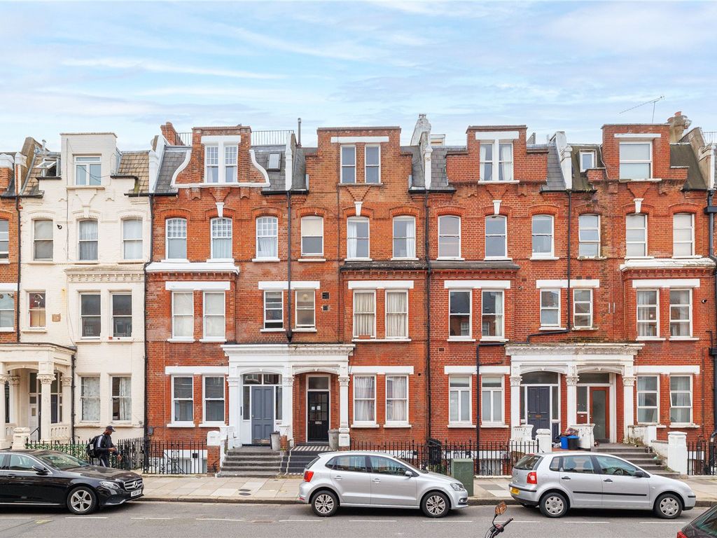 Studio for sale in Comeragh Road, Barons Court W14, £300,000