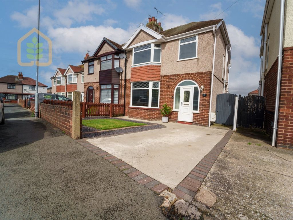 3 bed semi-detached house for sale in Fifth Avenue, Flint CH6, £180,000