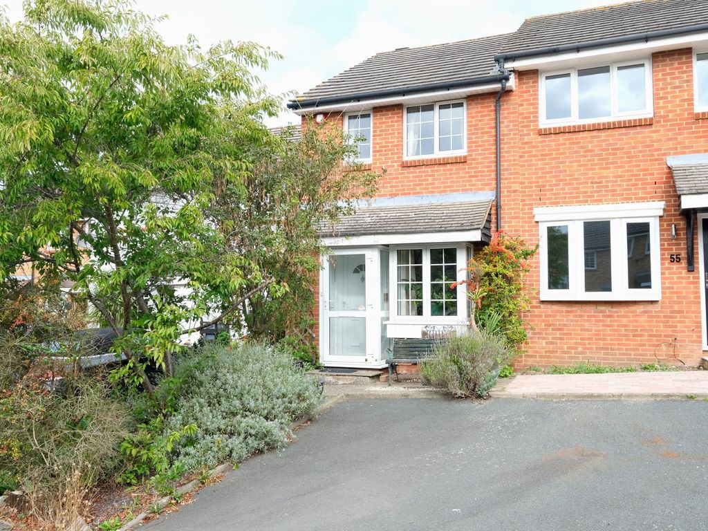 2 bed terraced house for sale in Doveney Close, Orpington BR5, £320,000
