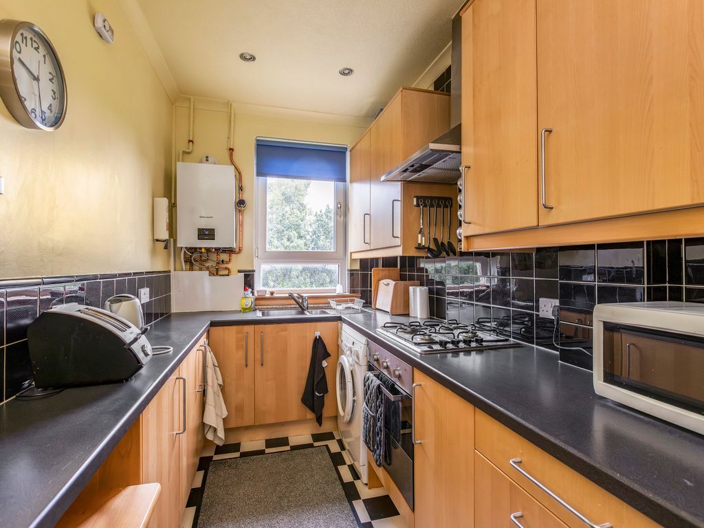 2 bed flat for sale in 117/5 Sleigh Drive, Craigentinny, Edinburgh EH7, £145,000