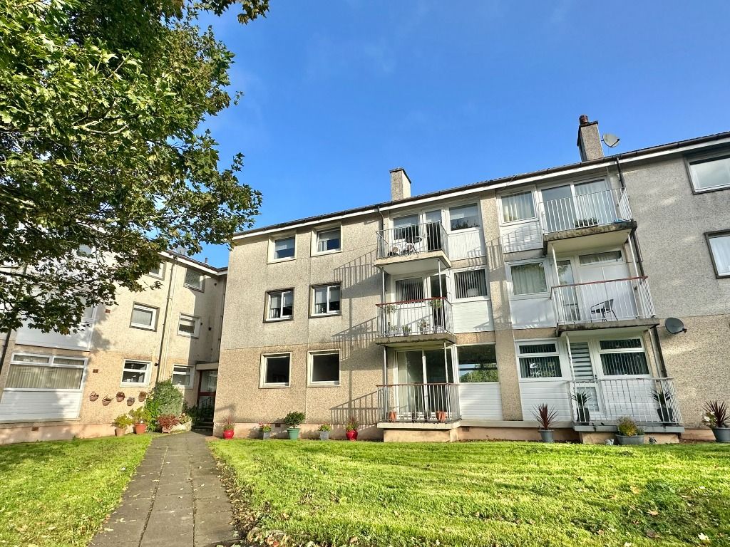 2 bed flat for sale in Columbia Way, Westwood, East Kilbride G75, £83,000