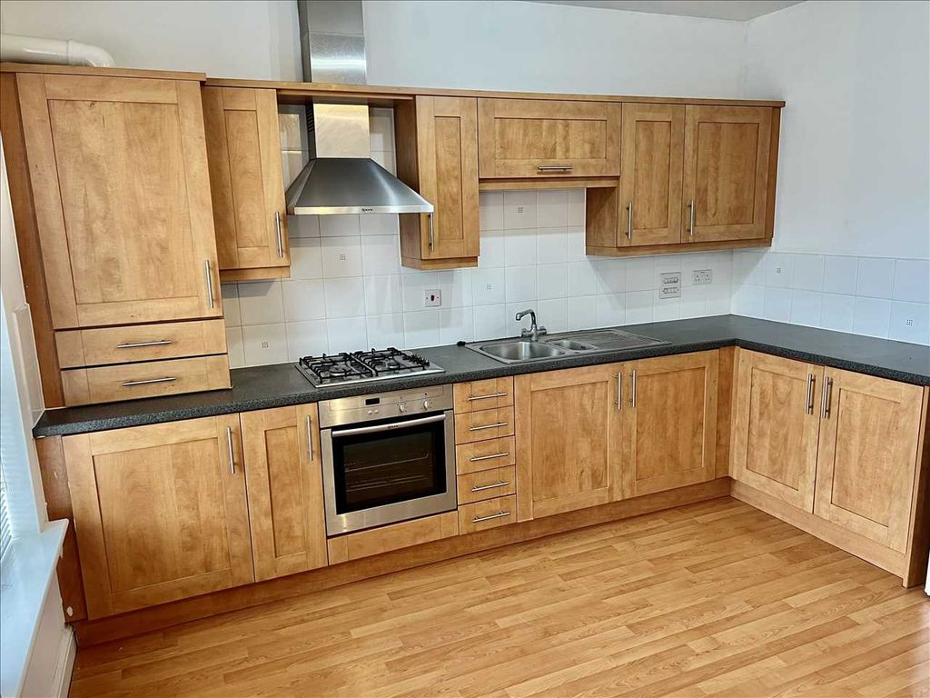 2 bed flat for sale in Lowbridge Walk, Bilston, Bilston WV14, £114,500