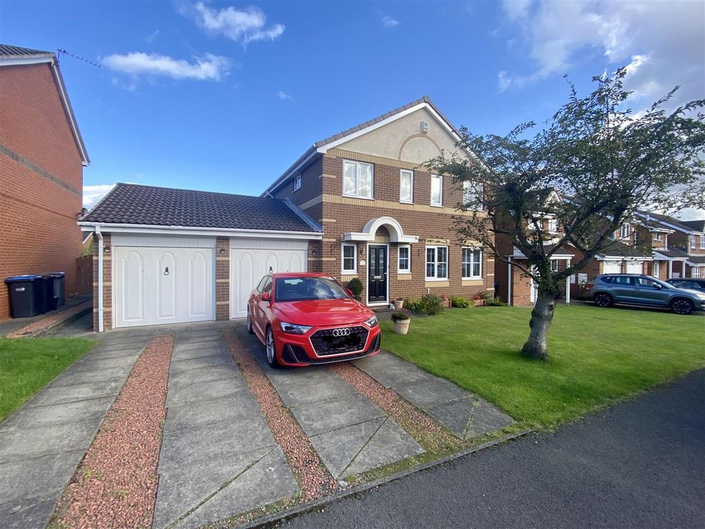 4 bed detached house for sale in Halliday Grove, Langley Moor, Durham DH7, £340,000
