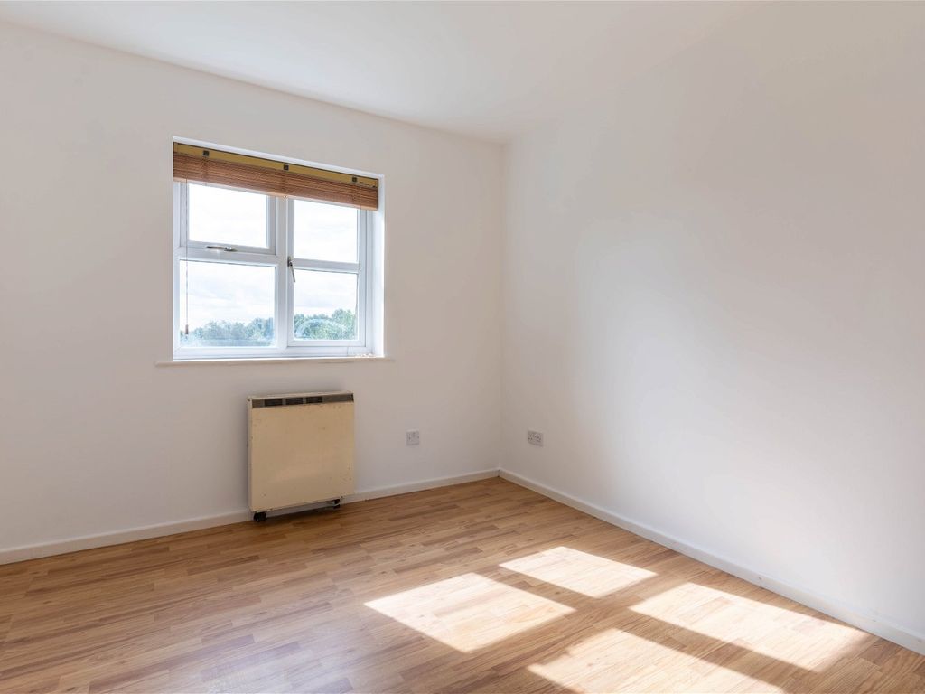 2 bed flat for sale in Laurel Bank Mews, Blackwell, Bromsgrove B60, £165,000