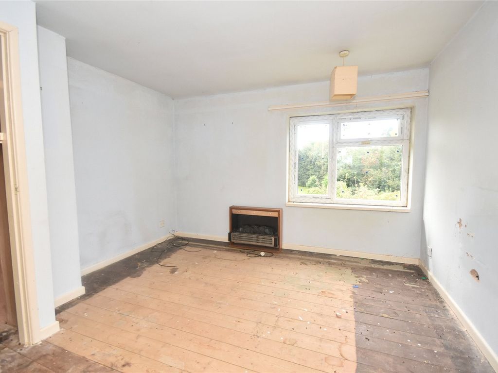 3 bed semi-detached house for sale in Crosemere Crescent, Crosemere, Cockshutt, Ellesmere SY12, £180,000