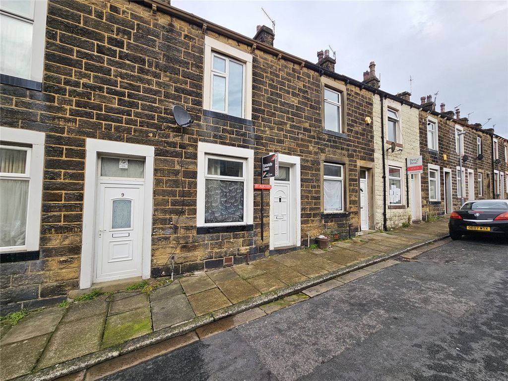 2 bed terraced house for sale in Cleveland Street, Colne, Lancashire BB8, £50,000