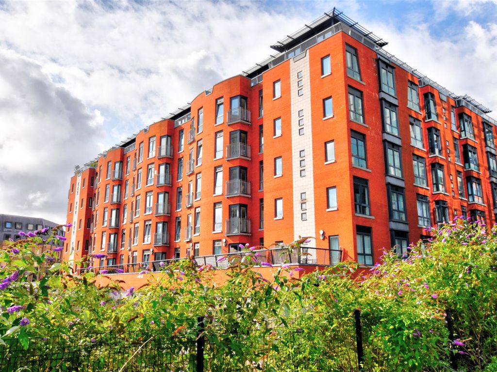 1 bed flat for sale in Bixteth Street, Liverpool L3, £114,950