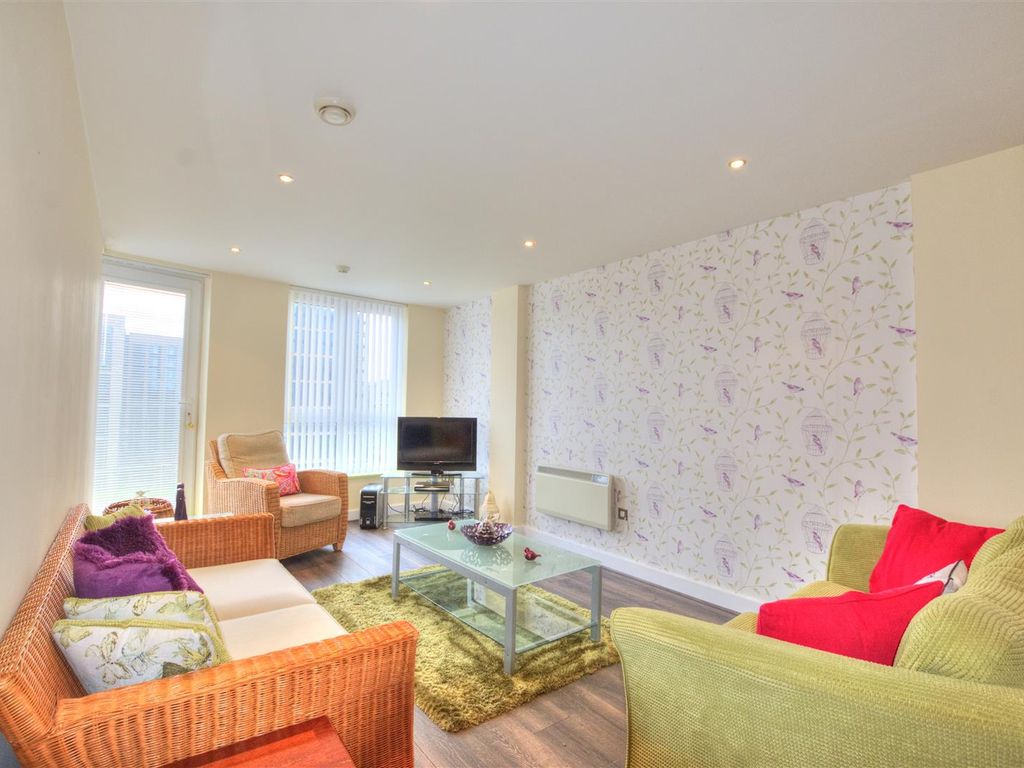 1 bed flat for sale in Bixteth Street, Liverpool L3, £114,950