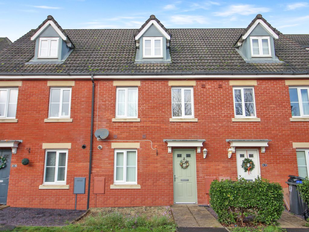3 bed town house for sale in Primmers Place, Westbury BA13, £235,000