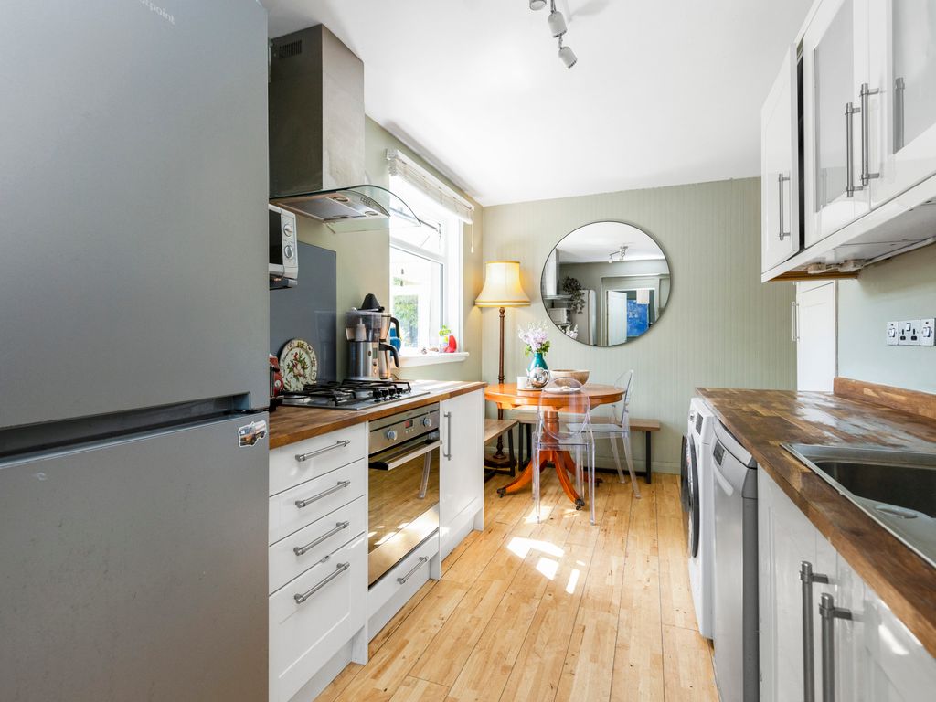 3 bed flat for sale in 43 Orchard Brae Gardens, Orchard Brae, Edinburgh EH4, £310,000
