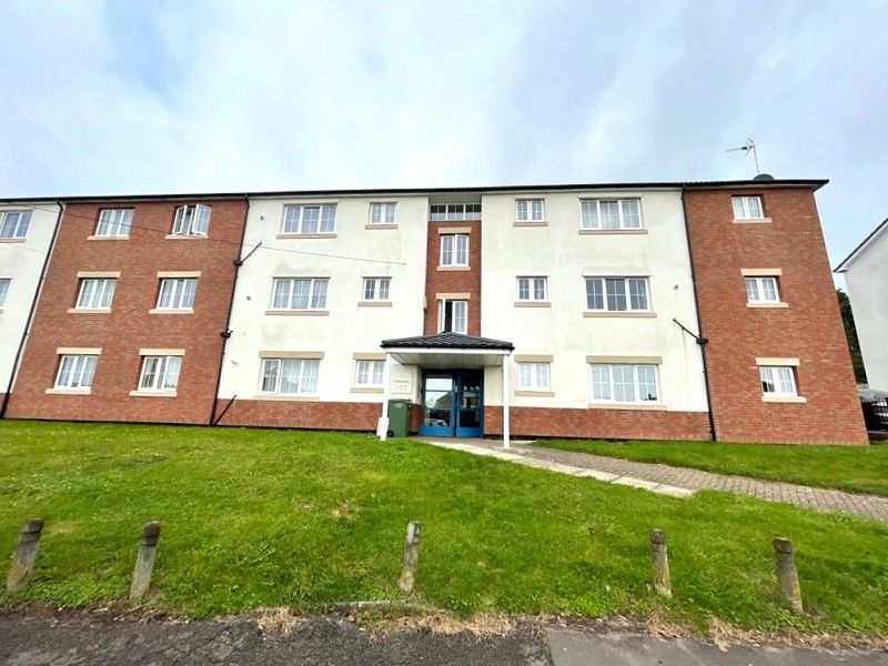 2 bed flat for sale in Oakley Way, Caldicot, Mon. NP26, £135,000