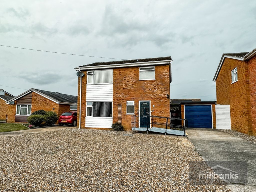 3 bed detached house for sale in Atling Way, Attleborough, Norfolk NR17, £300,000