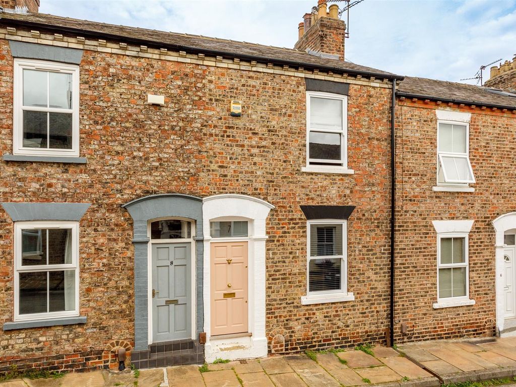 3 bed terraced house for sale in Cleveland Street, Holgate YO24, £300,000