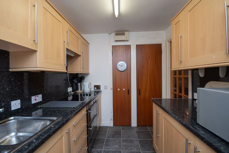 1 bed flat for sale in Gillsland Road, Edinburgh EH10, £135,000