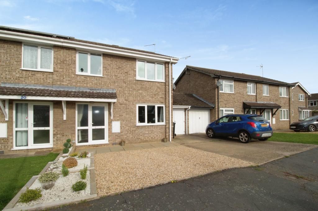 3 bed semi-detached house for sale in Panton Close, Deeping St James PE6, £250,000