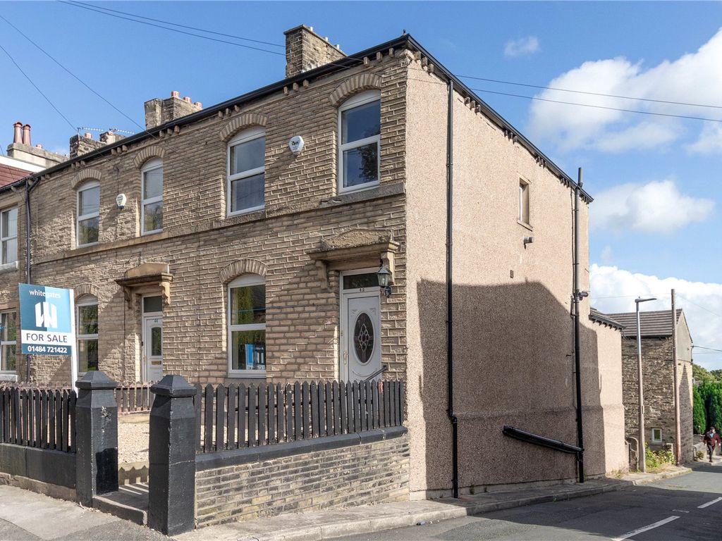 4 bed end terrace house for sale in Church Street, Huddersfield HD5, £140,000