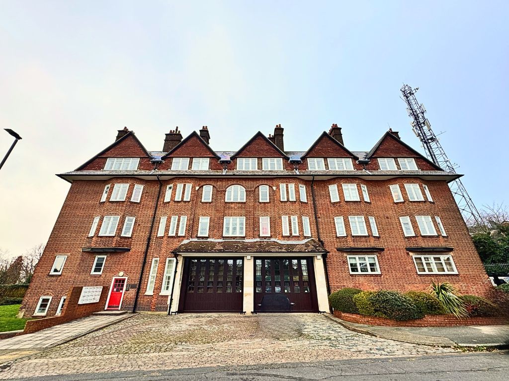 2 bed flat for sale in The Old Fire Station, Eaglesfield Road, Shooters Hill, London SE18, £300,000