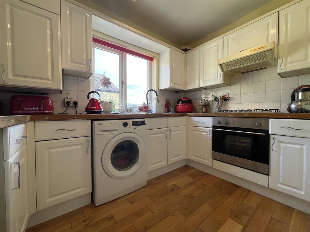 3 bed maisonette for sale in Northumberland Road, Linford, Stanford-Le-Hope SS17, £240,000