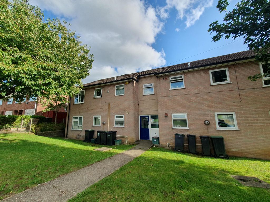 2 bed flat for sale in Littlefield, Sherborne DT9, £140,000